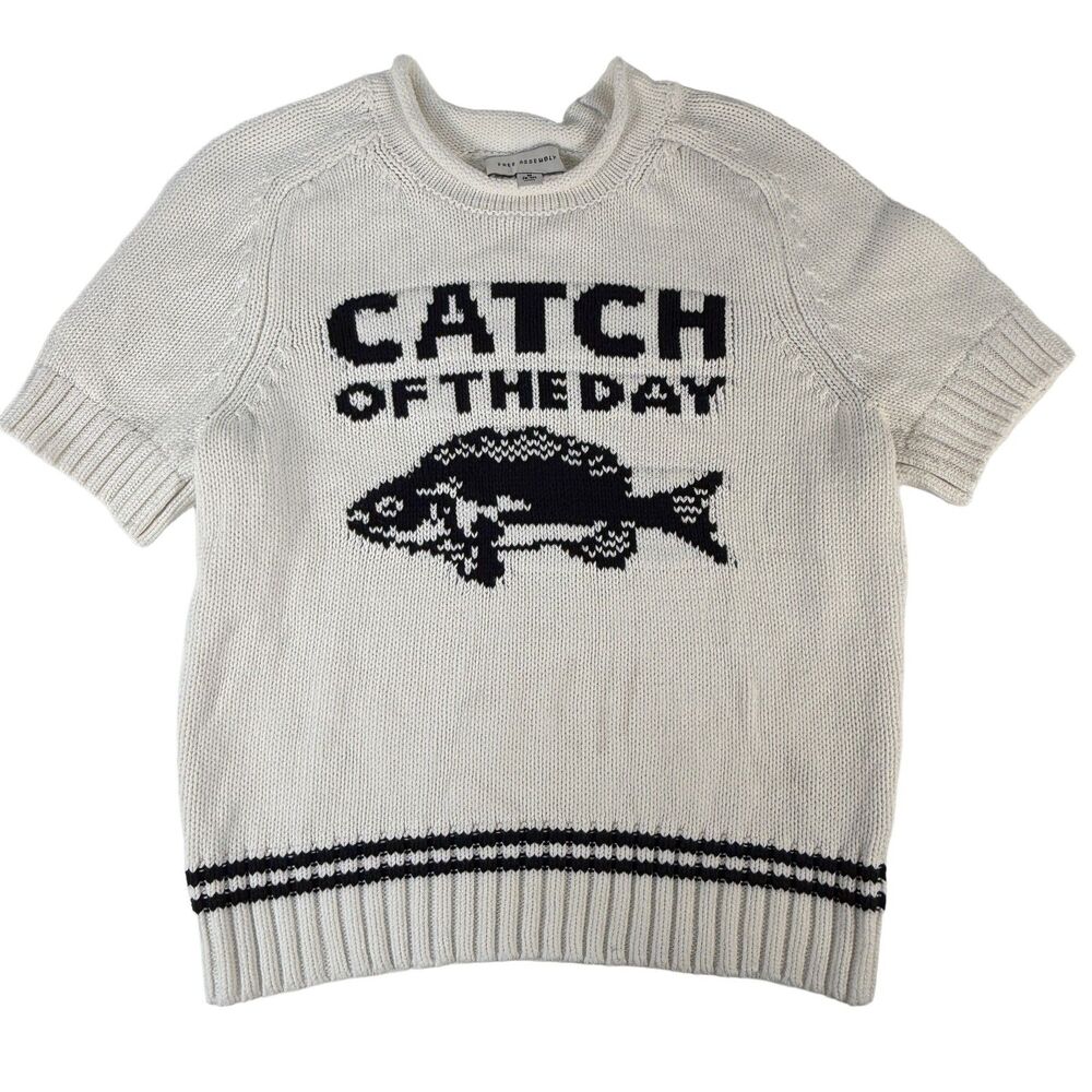 Free Assembly Catch of the Day Fish Knit Short Sleeve Sweater White Size M